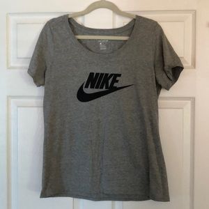 Ladies Nike t shirt